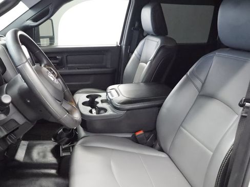 Certified 2024 RAM 2500 Tradesman w/ Chrome Appearance Group AWD/4WD image 25