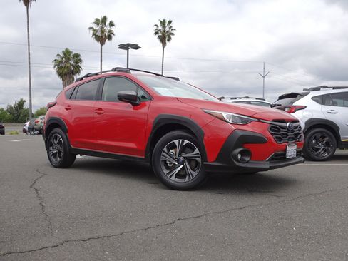 Certified 2025 Subaru Crosstrek 2.0i Premium AWD/4WD image 4