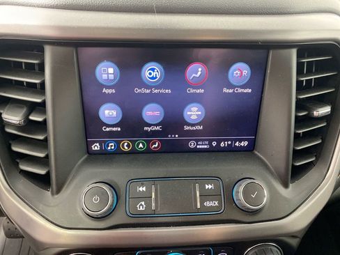 Used 2023 GMC Acadia AT4 w/ Technology Package image 16