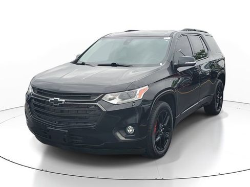 Certified 2021 Chevrolet Traverse Premier w/ Redline Edition AWD/4WD image 2