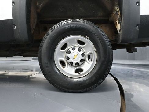 Used 2010 Chevrolet Silverado 2500 LT image 12