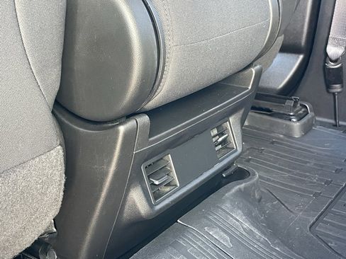 Used 2023 GMC Sierra 2500 Pro w/ Gooseneck/5TH Wheel Package image 24