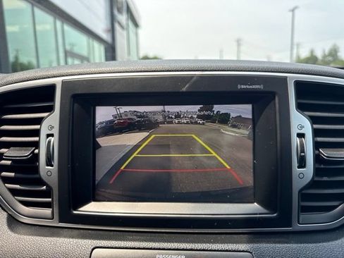 Used 2018 Kia Sportage LX w/ LX Popular Package AWD/4WD image 16