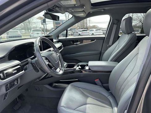 Used 2022 Lincoln Nautilus Reserve w/ Monochromatic Package AWD/4WD image 13