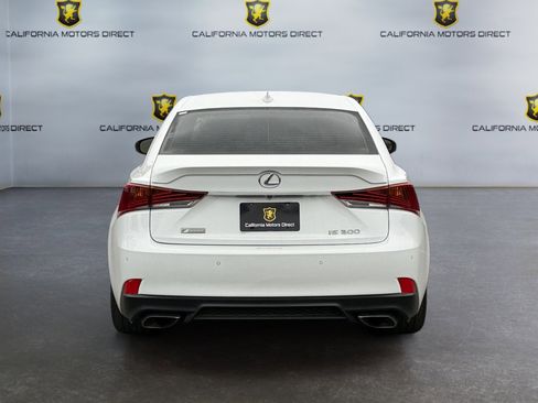 Used 2019 Lexus IS 300 image 4