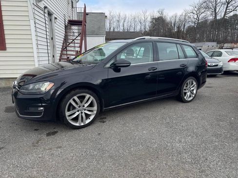 Used 2015 Volkswagen Golf TDI S image 5