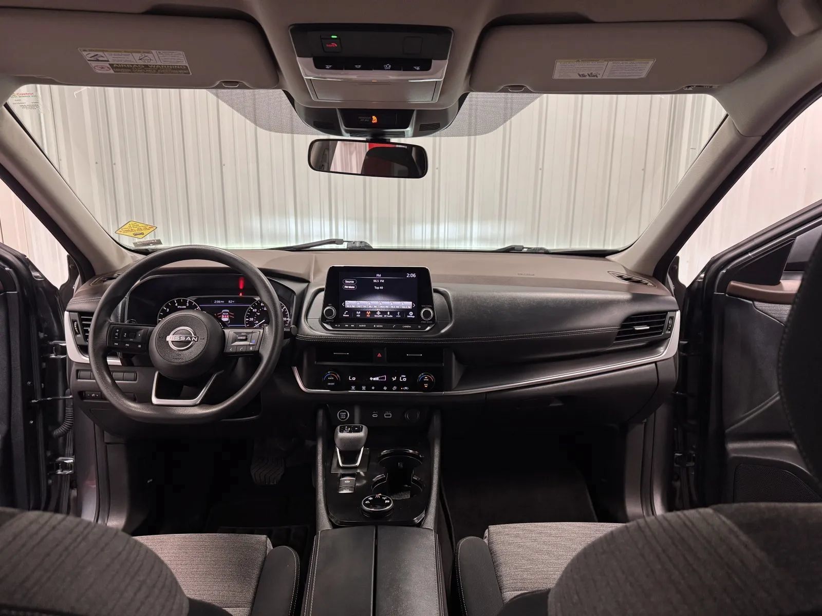 Used 2023 Nissan Rogue SV AWD/4WD image 27