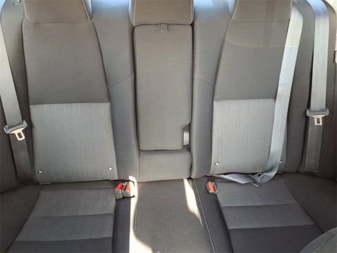 Certified 2021 Nissan Sentra SV image 17