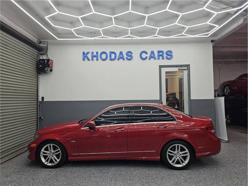 Used 2012 Mercedes-Benz C 250 Sedan image 1