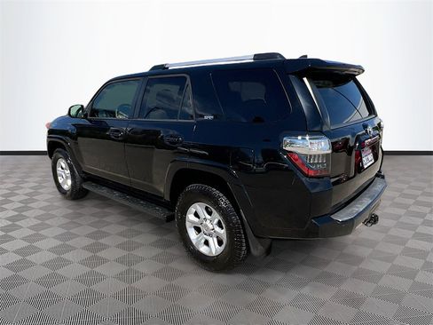Used 2019 Toyota 4Runner SR5 image 5