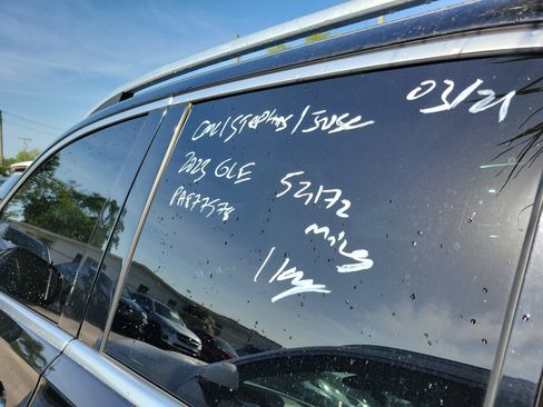 Used 2023 Mercedes-Benz GLE 350 image 6