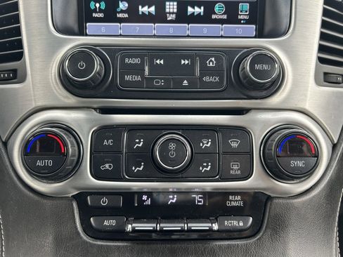 Used 2019 GMC Yukon SLE w/ HD Trailering Package image 23