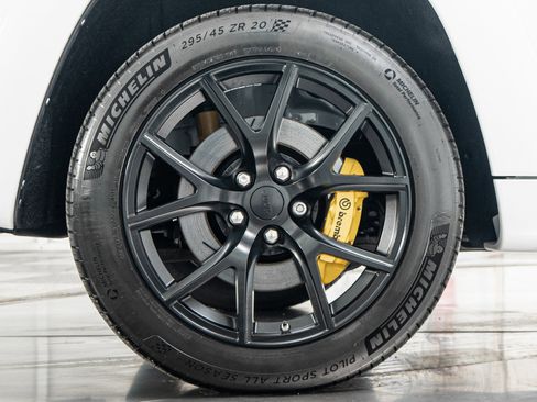 Used 2021 Jeep Grand Cherokee Trackhawk AWD/4WD image 45