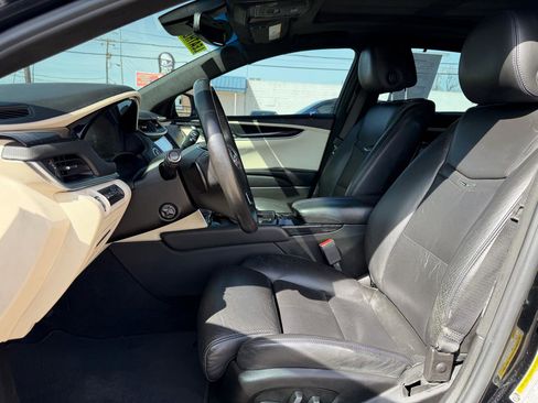 Used 2013 Cadillac XTS Platinum image 9