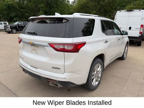 Used 2020 Chevrolet Traverse High Country AWD/4WD image 8