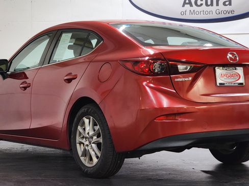 Used 2016 MAZDA MAZDA3 i Sport w/ Preferred Equipment Package FWD image 8