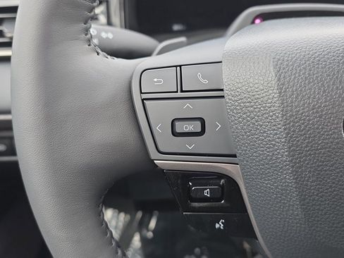 Used 2025 Toyota Camry XSE w/ Premium Plus Package image 16