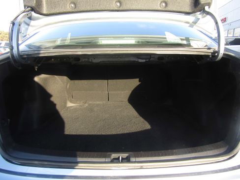 Used 2023 Toyota Corolla LE image 15