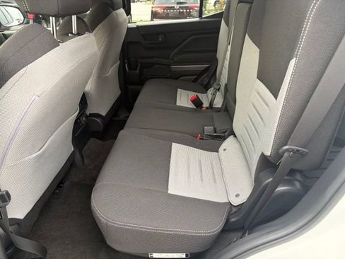 Used 2025 Toyota 4Runner 4WD image 28