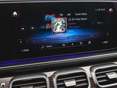 Used 2023 Mercedes-Benz GLE 450 4MATIC w/ 3rd Row Seat Package image 24