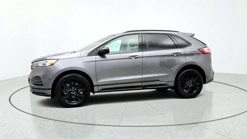 Used 2022 Ford Edge SE w/ Black Appearance Package AWD/4WD image 8