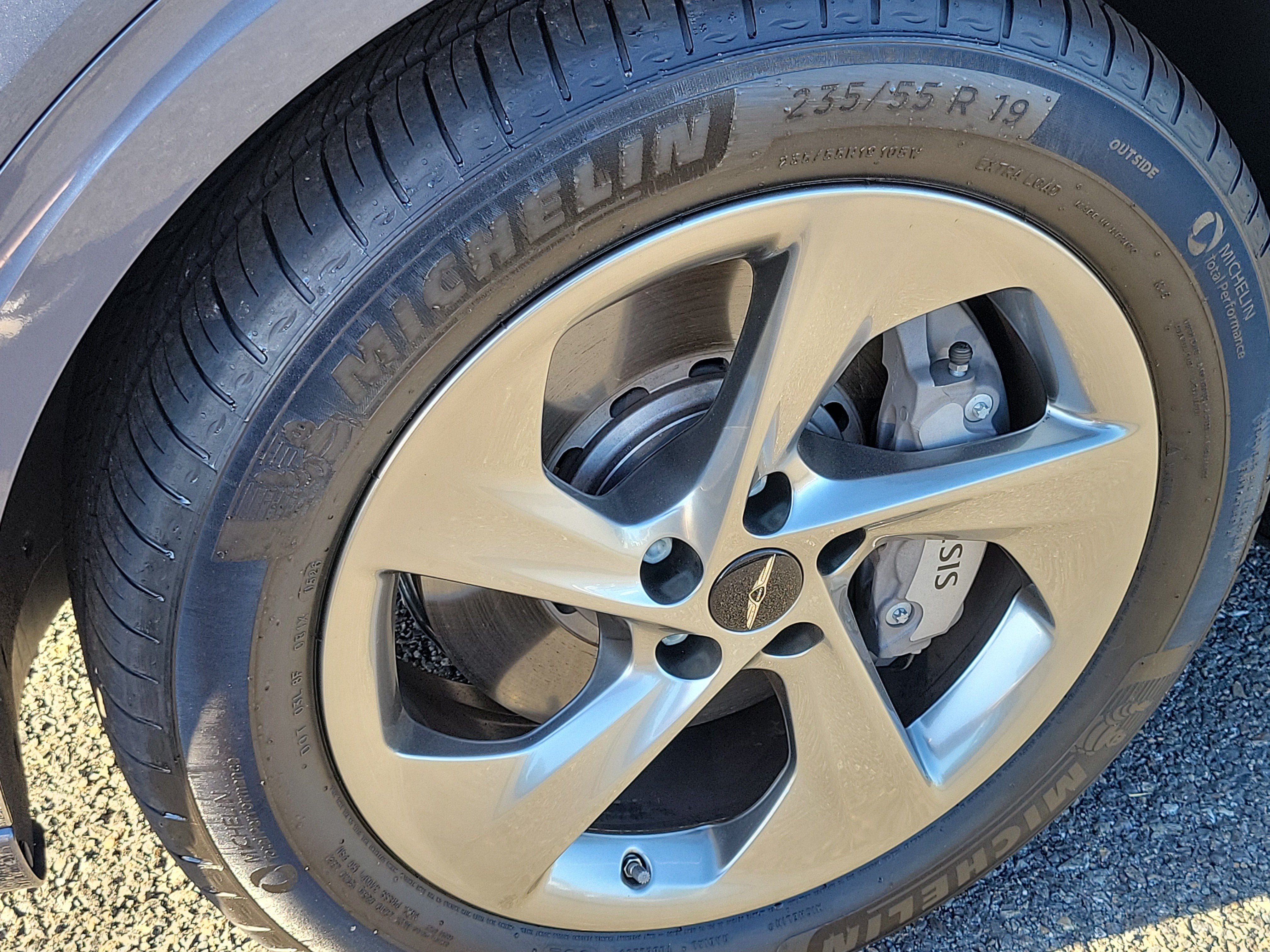 Certified 2026 Genesis GV70 2.5T Advanced AWD/4WD image 7