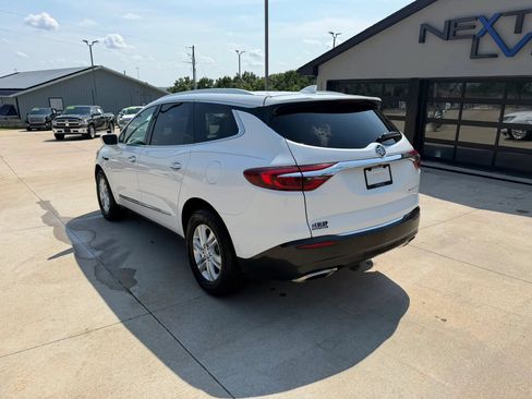 Used 2019 Buick Enclave Essence FWD image 7