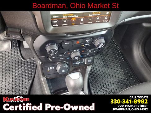 Used 2022 Jeep Renegade Latitude AWD/4WD image 24