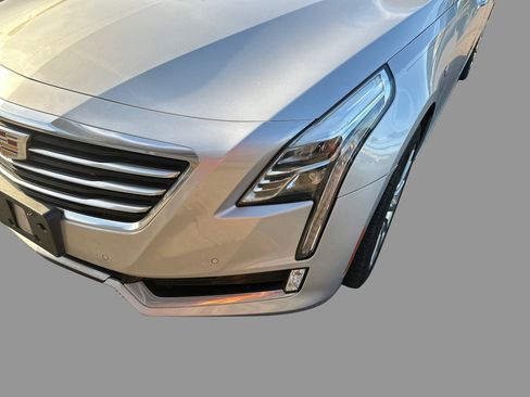 Used 2018 Cadillac CT6 Luxury AWD/4WD image 37