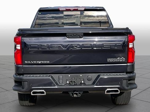 Certified 2022 Chevrolet Silverado 1500 High Country w/ High Country Premium Package AWD/4WD image 5