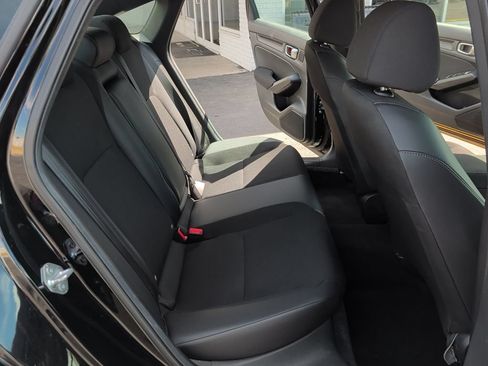 Used 2025 Honda Civic Sport image 9