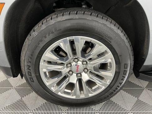 Used 2025 GMC Yukon Denali image 12