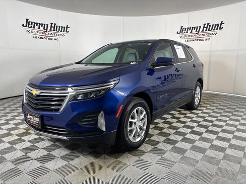 Used 2022 Chevrolet Equinox LT FWD image 1