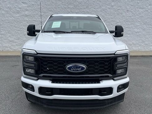 Used 2024 Ford F250 XL w/ STX Appearance Package image 2
