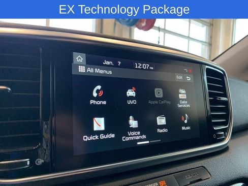 Used 2021 Kia Sportage EX w/ EX Technology Package image 7