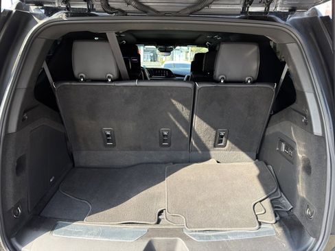 Used 2023 Cadillac Escalade Sport w/ LPO, ONYX Package image 10