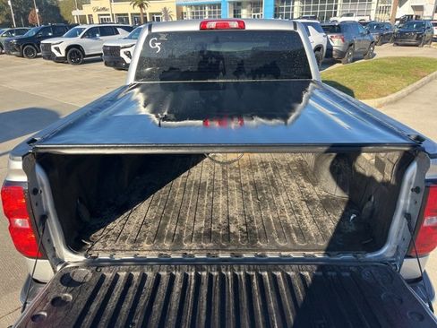 Used 2018 Chevrolet Silverado 1500 LT w/ Texas Edition image 6