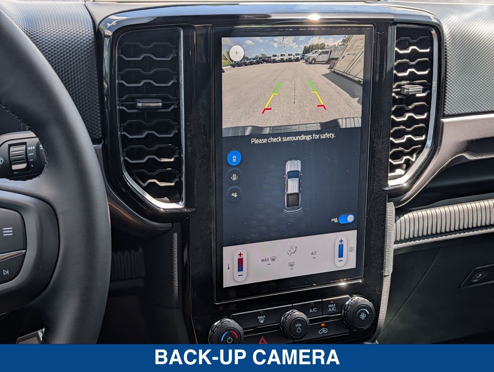 New 2026 Ford Ranger XLT w/ Black Appearance Package RWD image 30