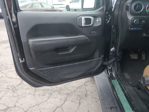 Used 2023 Jeep Wrangler Unlimited Sahara w/ Safety Group image 13