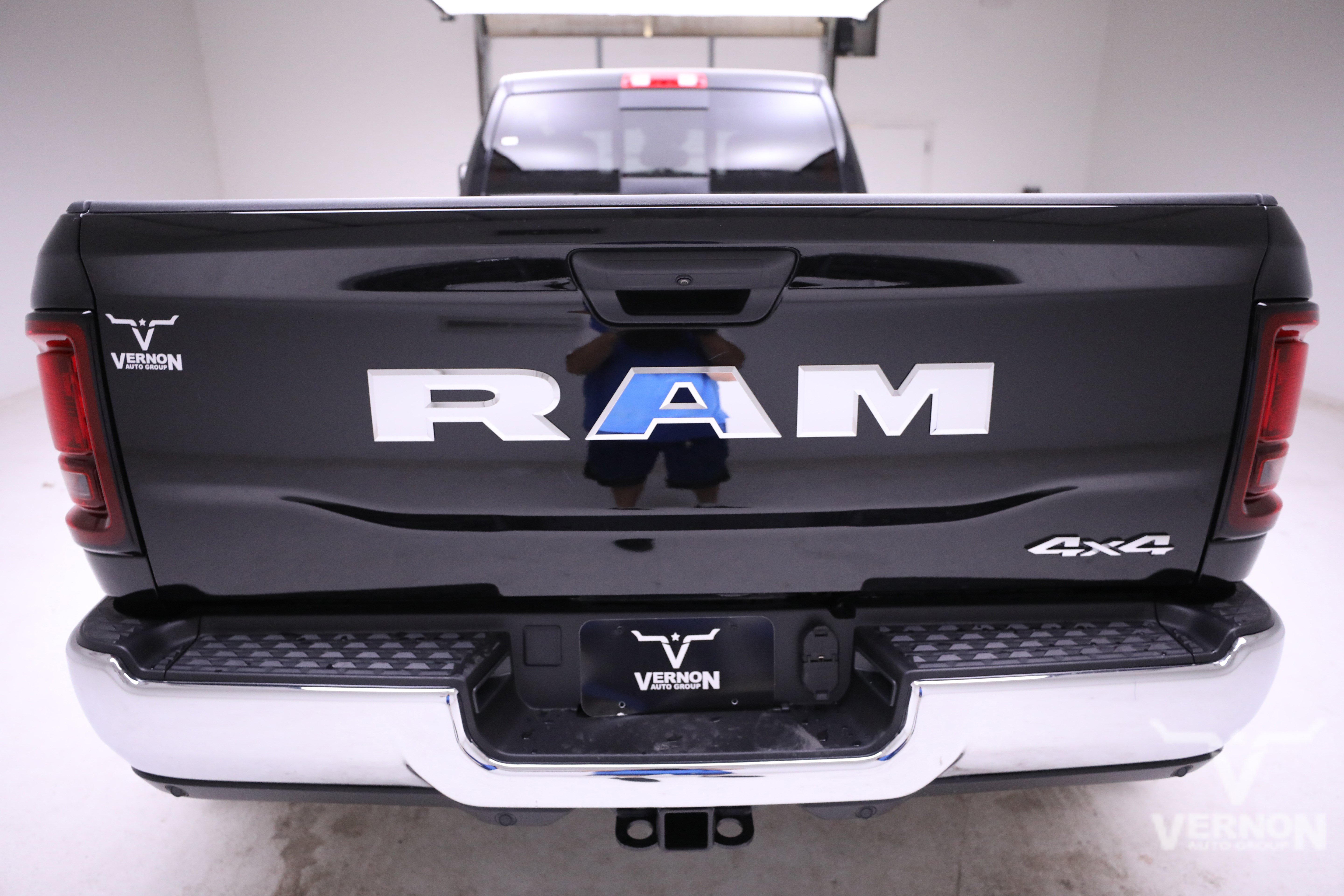 New 2026 RAM 3500 Tradesman AWD/4WD image 4