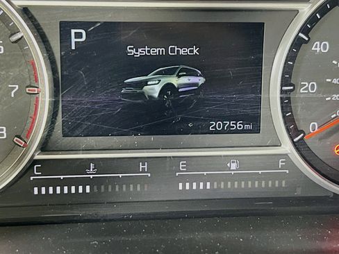 Used 2023 Kia Sorento S AWD/4WD image 12