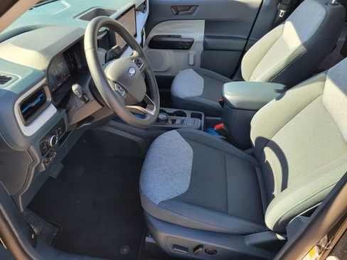 Used 2025 Ford Maverick XLT w/ XLT Luxury Package image 10