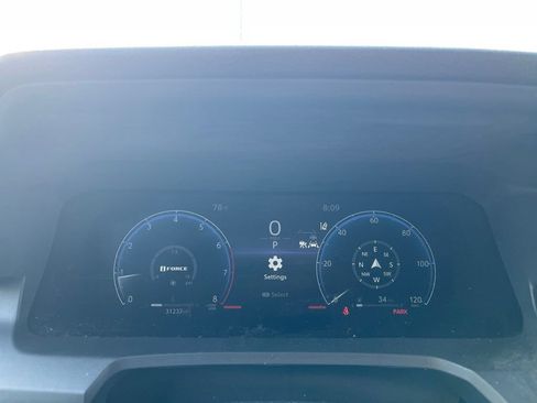 Used 2024 Toyota Tacoma TRD Sport w/ TRD Sport Upgrade Package AWD/4WD image 10
