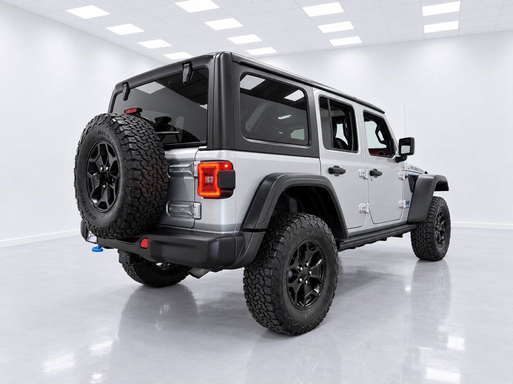 Used 2023 Jeep Wrangler Unlimited Rubicon 4xe AWD/4WD image 9