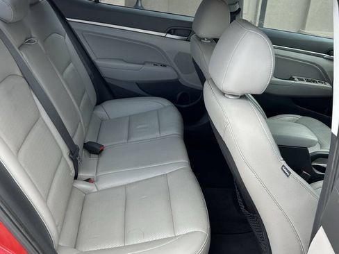 Used 2017 Hyundai Elantra Limited w/ Limited Tech Package 04 FWD image 18