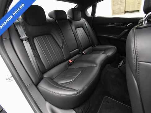 Used 2022 Maserati Quattroporte Modena Q4 image 50