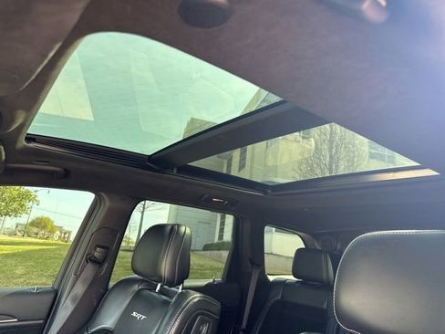 Used 2015 Jeep Grand Cherokee SRT w/ Trailer Tow Group IV image 11