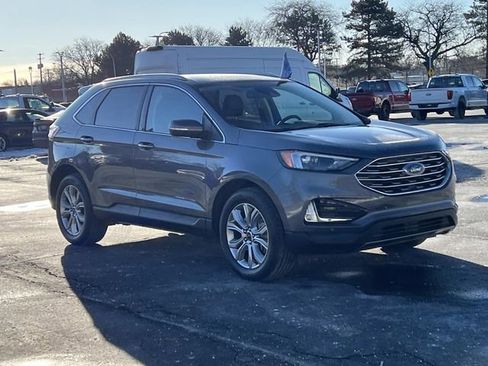 Certified 2023 Ford Edge Titanium image 7