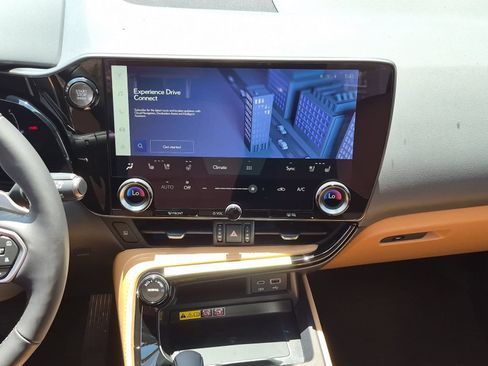 New 2026 Lexus NX 350 AWD w/ Premium Package image 17