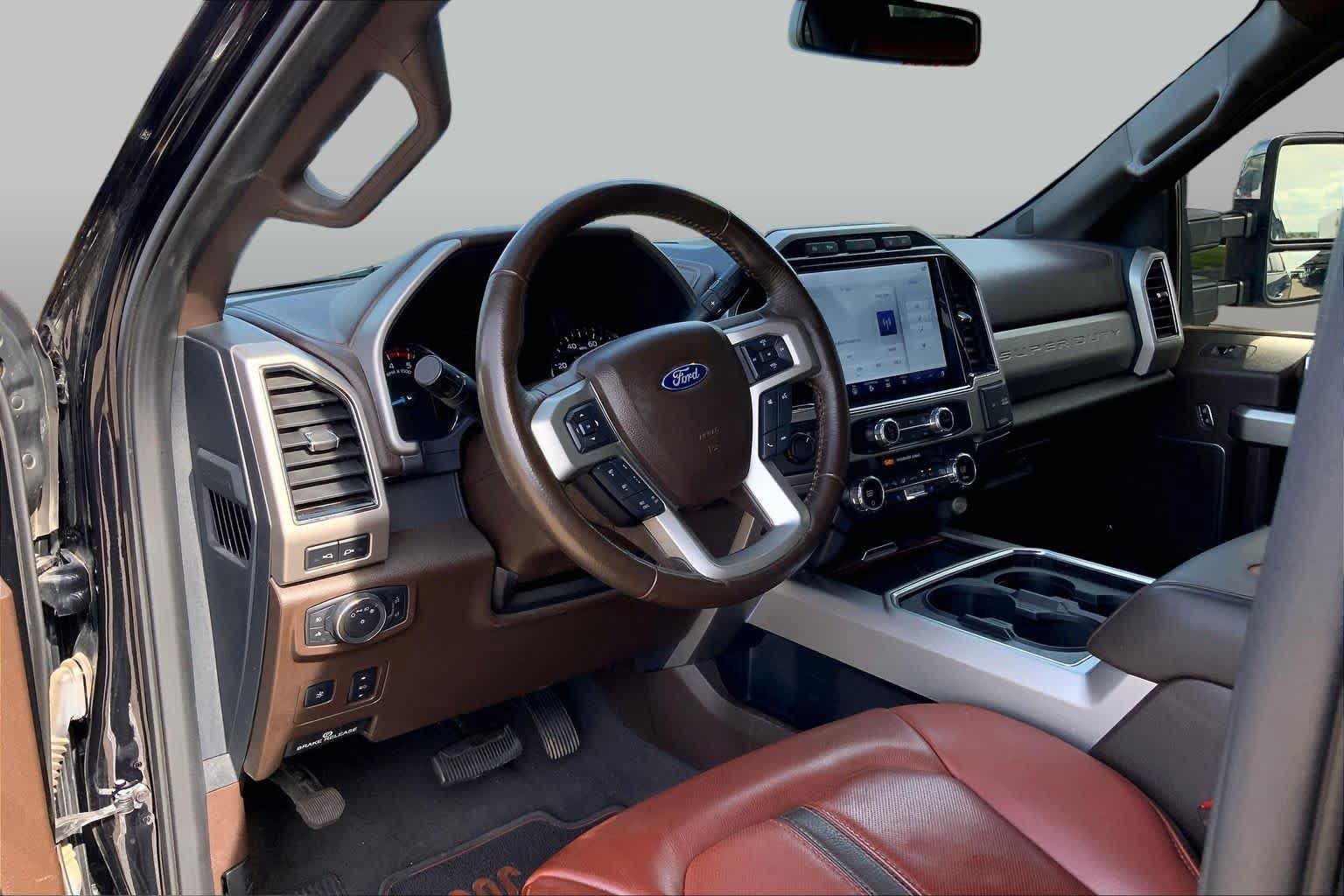 Used 2022 Ford F250 King Ranch w/ King Ranch Ultimate Package AWD/4WD image 16